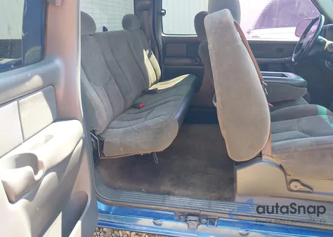 2003 Chevrolet Silverado 1500 Ls z USA, uszkodzony, nr VIN 2GCEC19V331287019